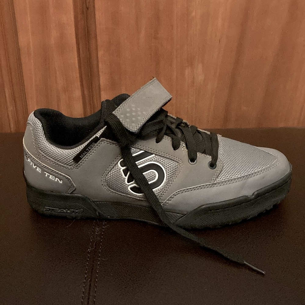 Five Ten Maltese Falcon clipless bicycle shoes US size 9 - Picture 9 of 14